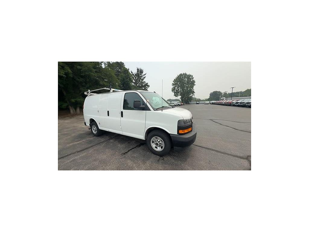 2020 GMC Savana 2500