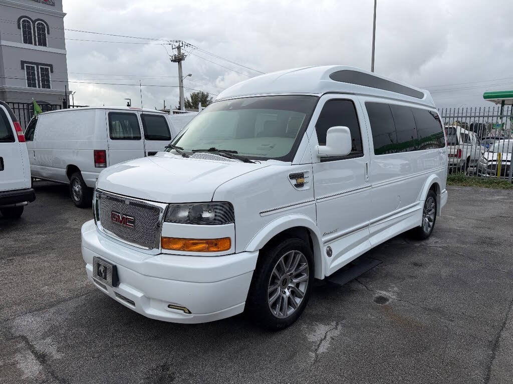 2020 GMC Savana 2500