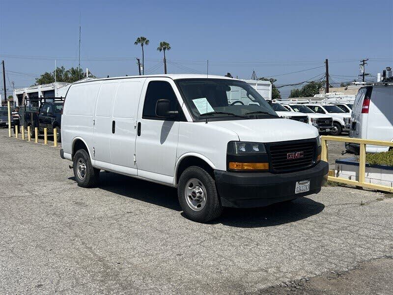 2023 GMC Savana Cargo 2500