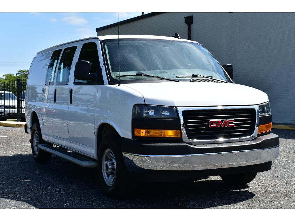 2024 GMC Savana Cargo 2500
