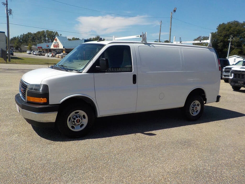 2023 GMC Savana Cargo 2500