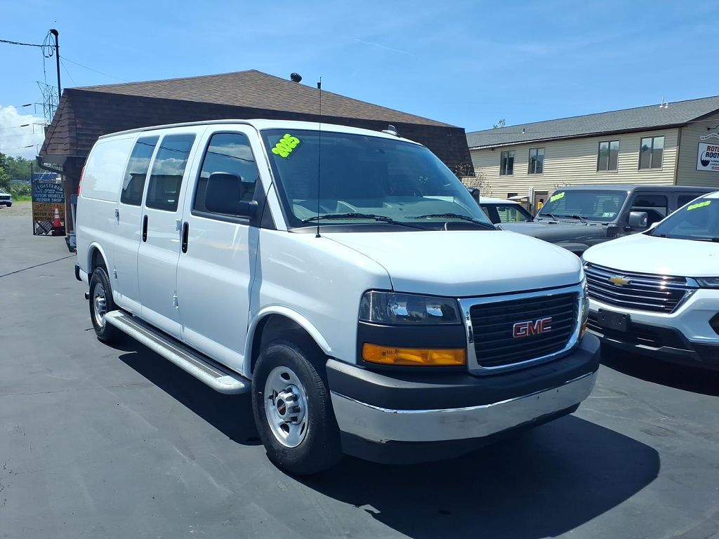 2025 GMC Savana 2500