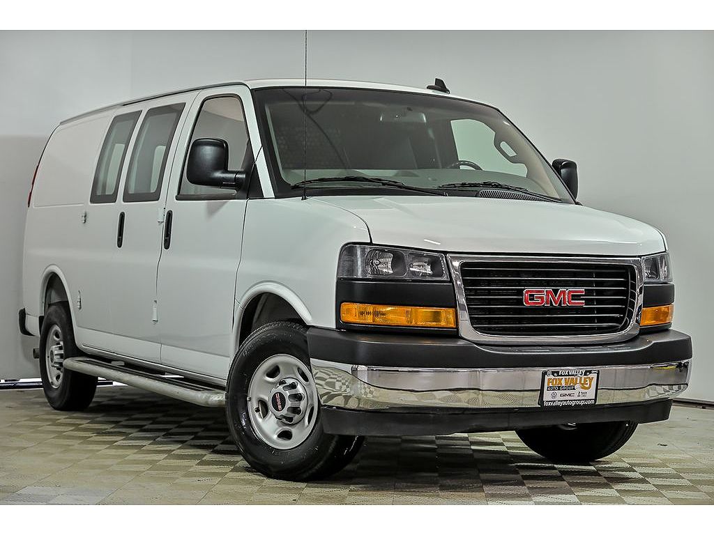 2025 GMC Savana Cargo 2500