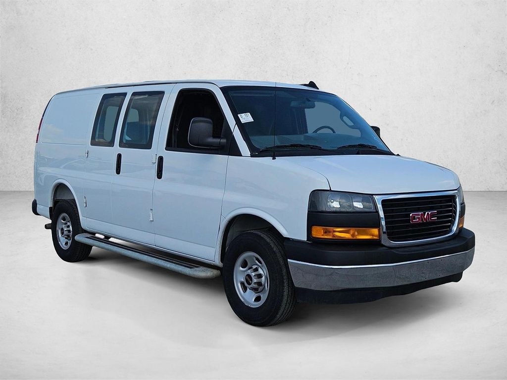 2025 GMC Savana Cargo 2500