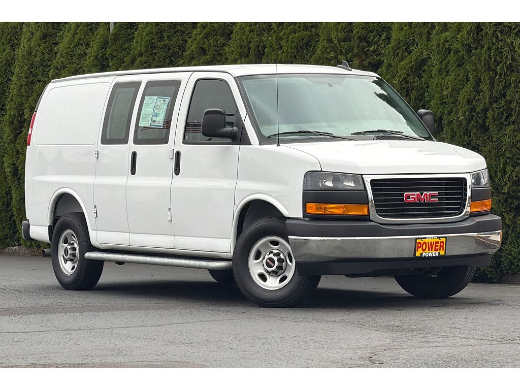 2025 GMC Savana 2500