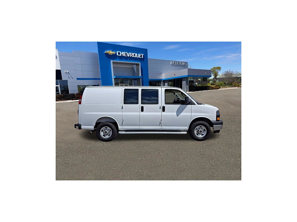 2025 GMC Savana Cargo Work Van