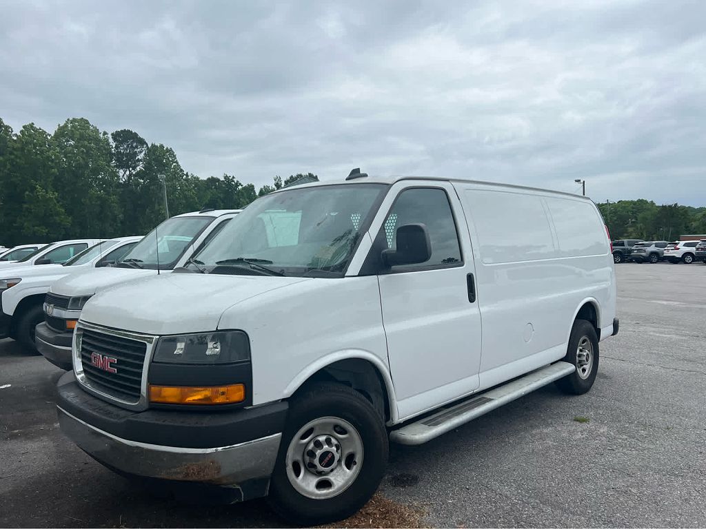 2024 GMC Savana 2500
