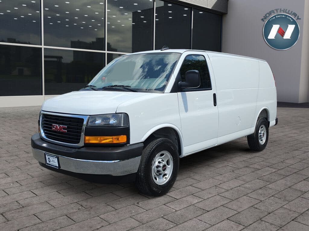 2025 GMC Savana Cargo 2500