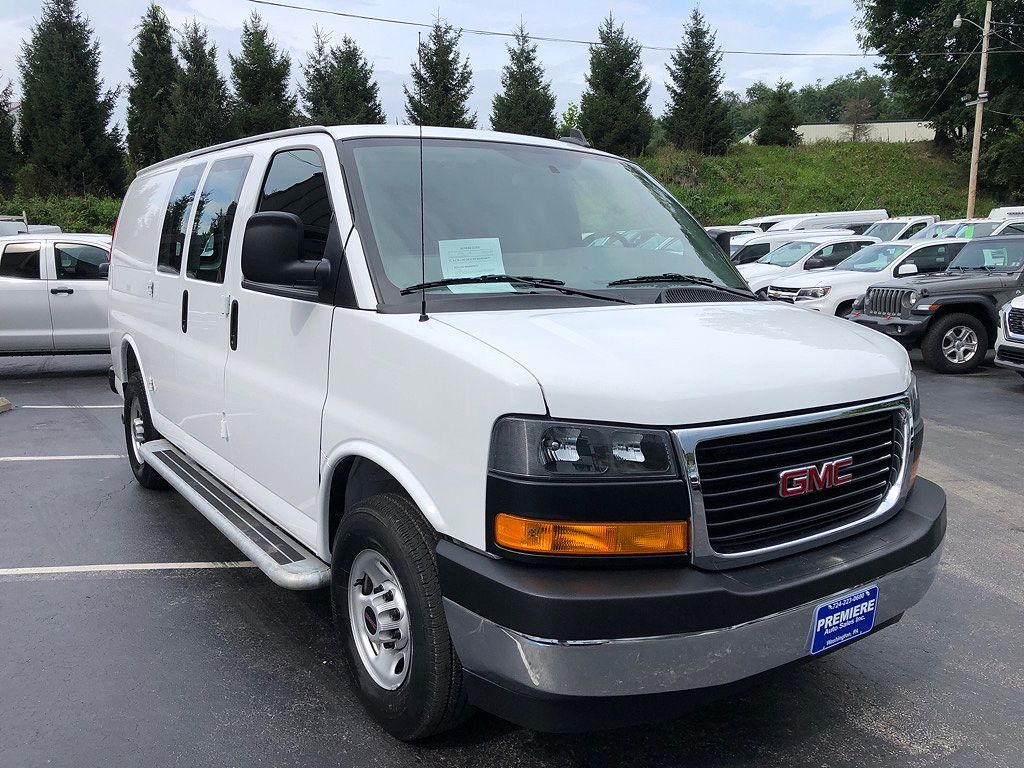 2025 GMC Savana 2500