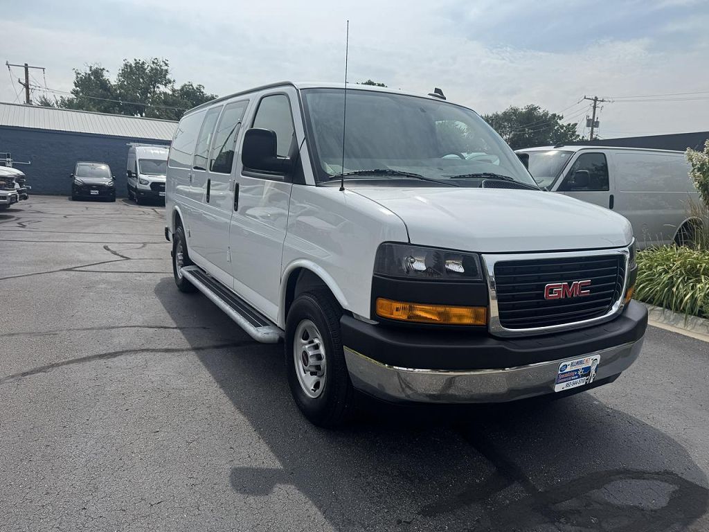 2025 GMC Savana 2500