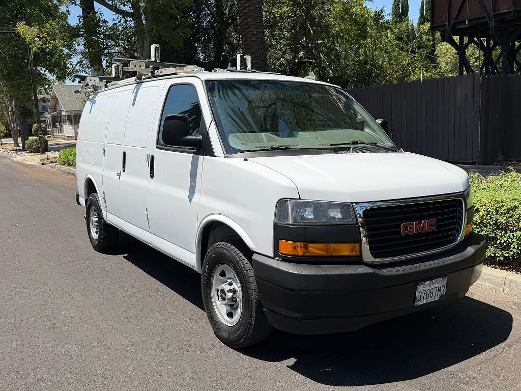 2022 GMC Savana Cargo 2500