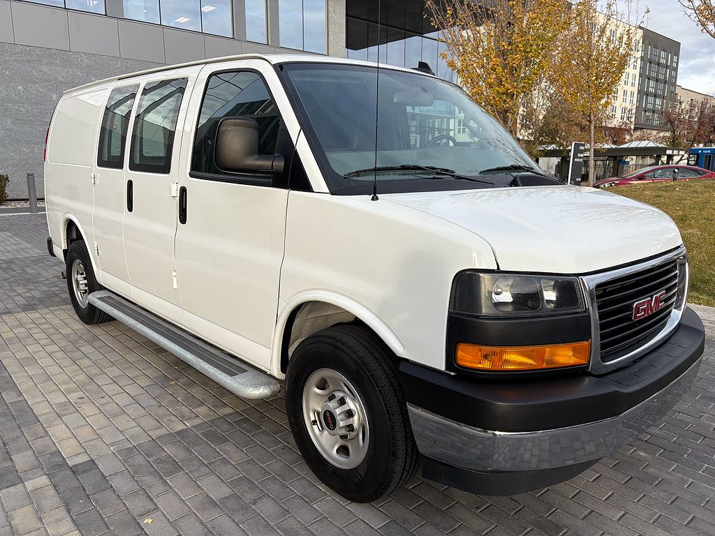 2024 GMC Savana 2500