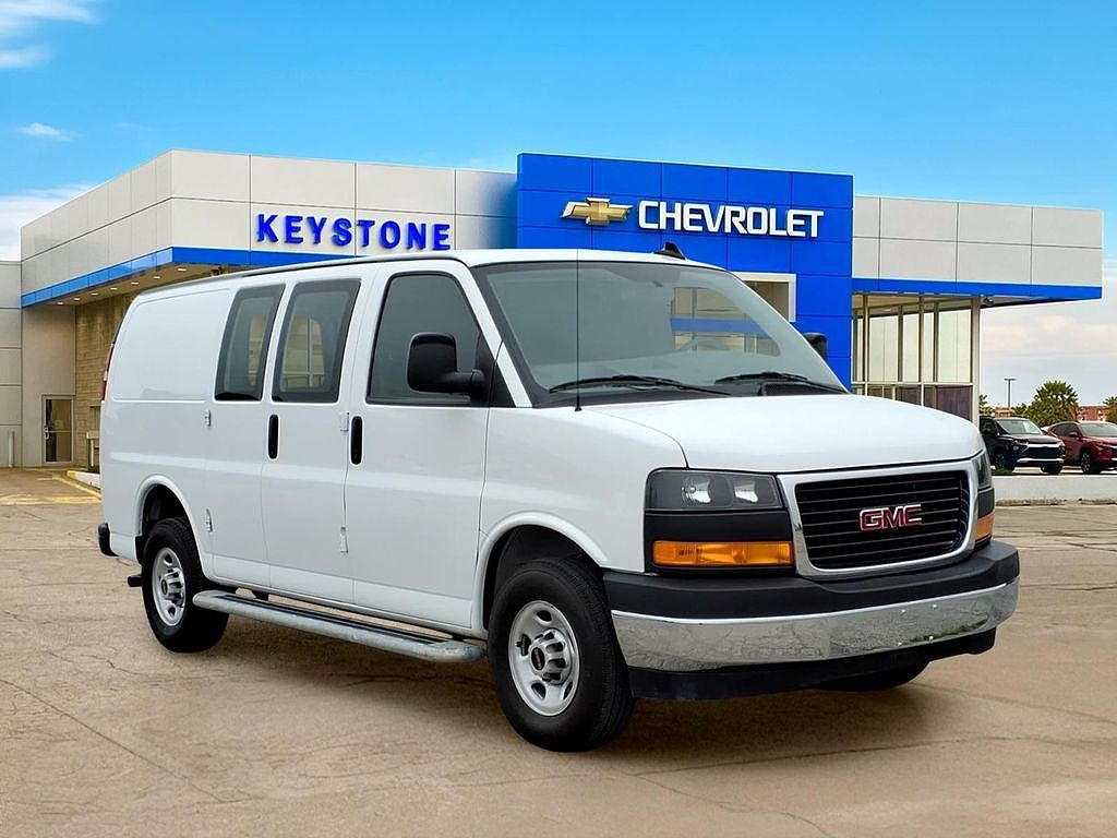 2024 GMC Savana 2500