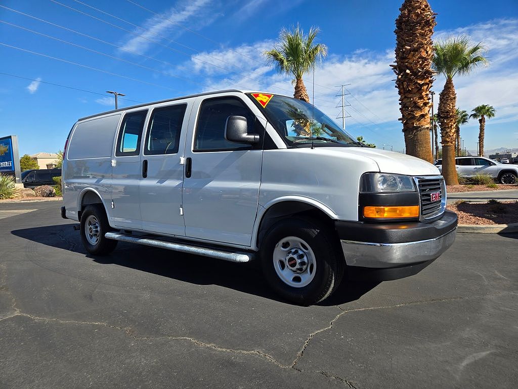 2025 GMC Savana 2500
