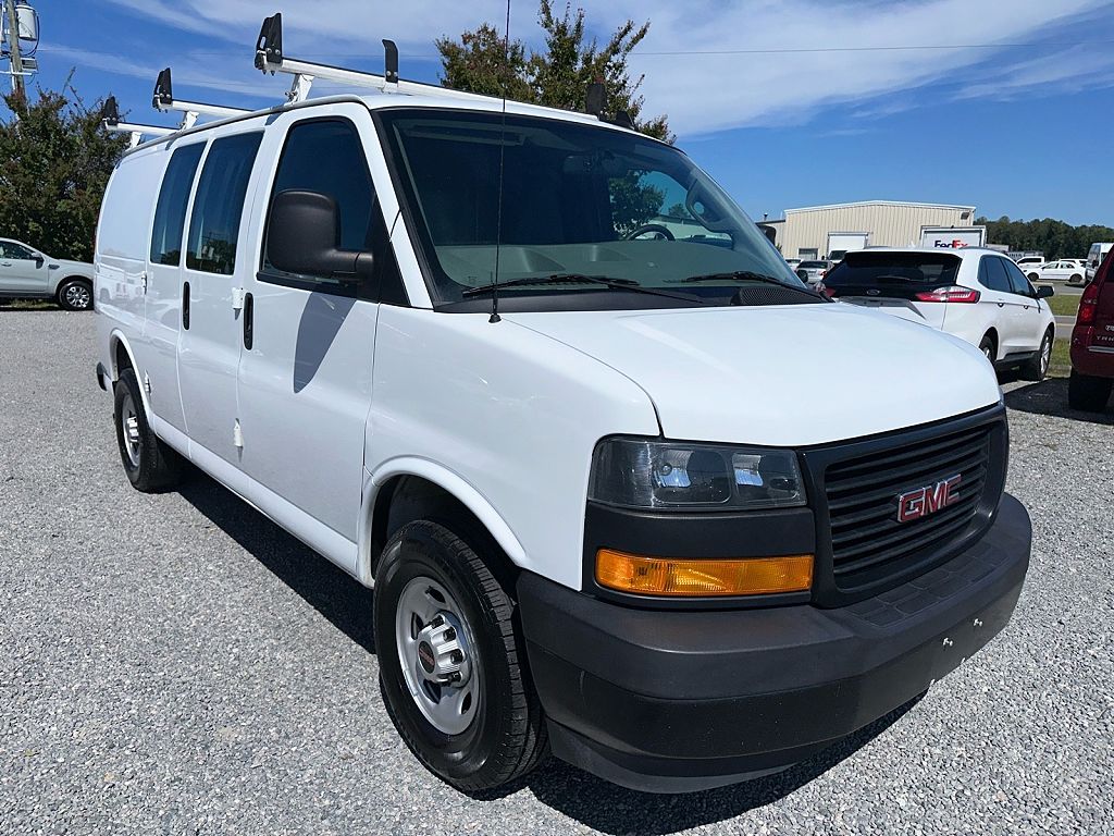 2024 GMC Savana 2500