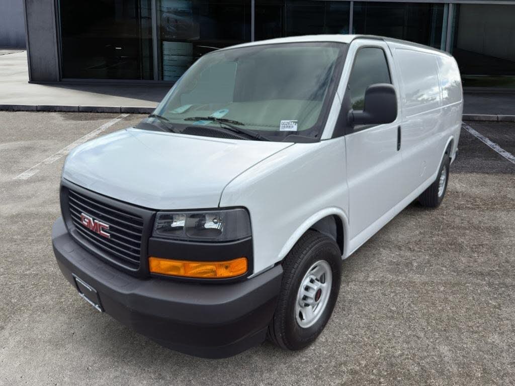 2026 GMC Savana 2500