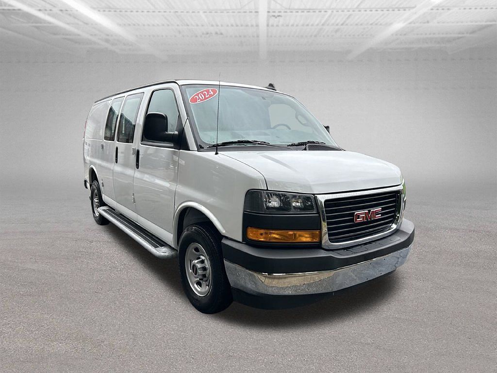 2024 GMC Savana 2500