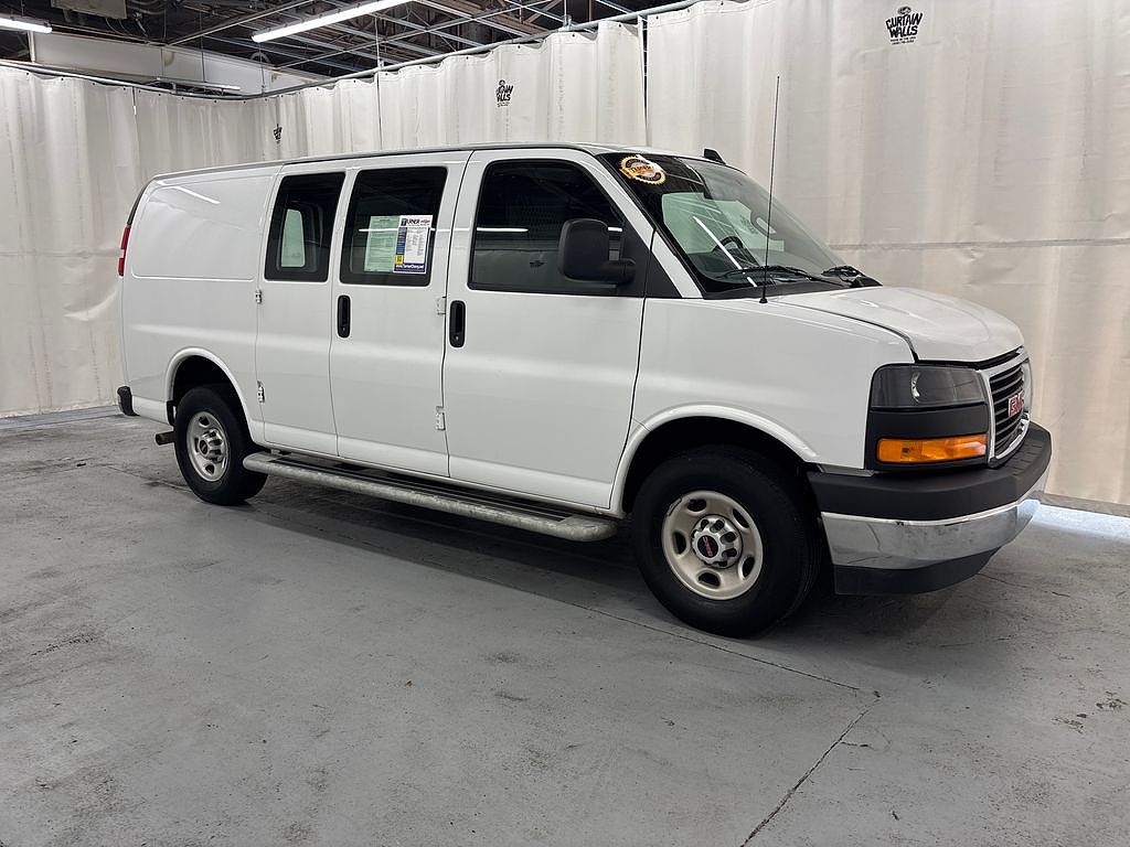 2025 GMC Savana 2500