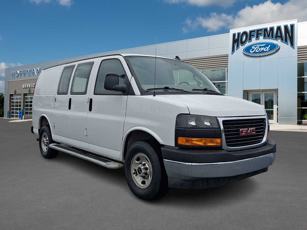 2025 GMC Savana Cargo Van 2500