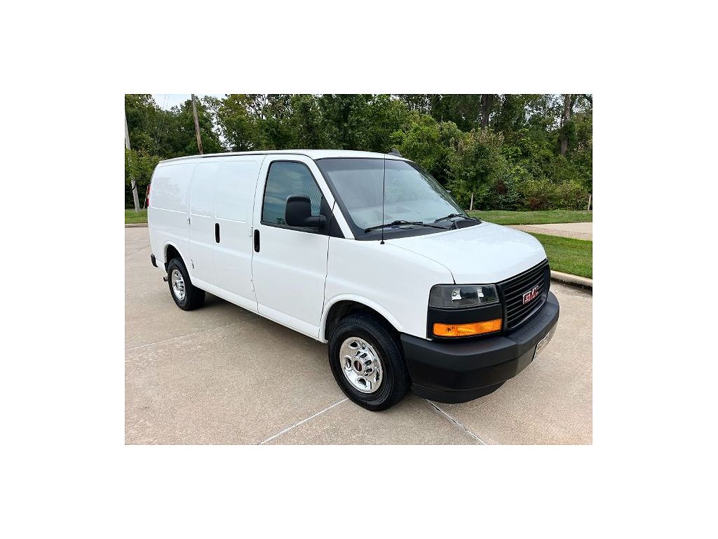 2023 GMC Savana 2500