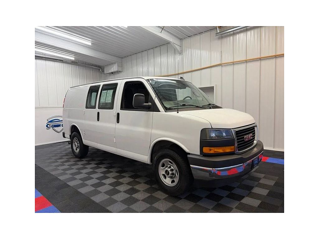 2023 GMC Savana 2500