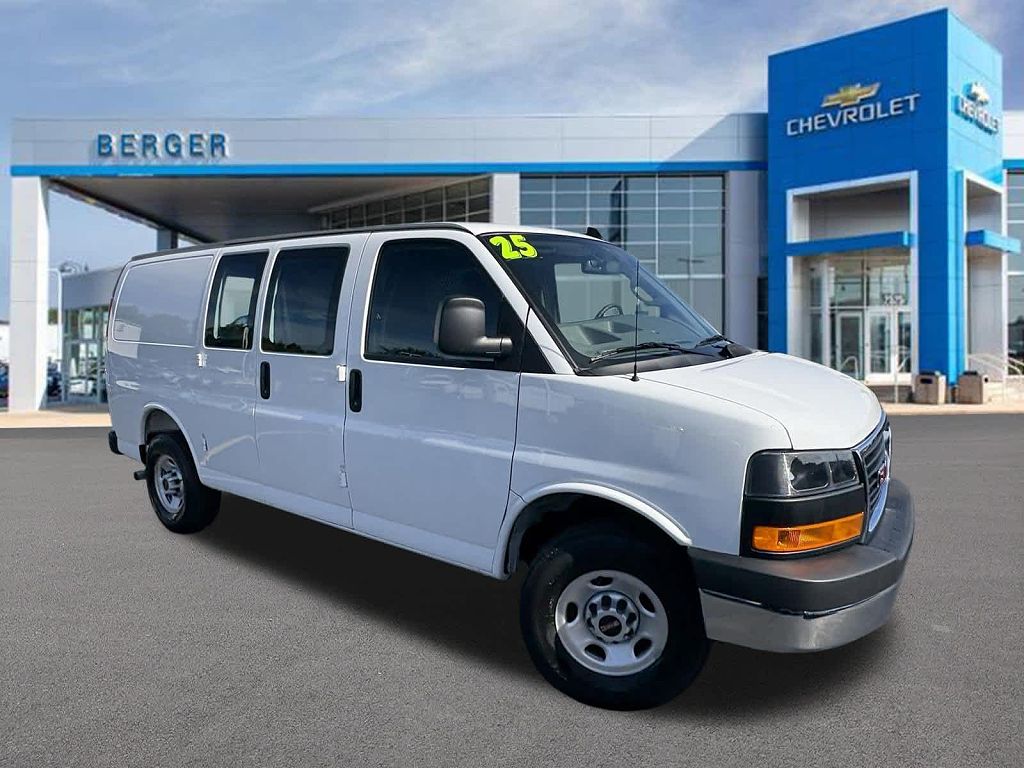 2025 GMC Savana 2500