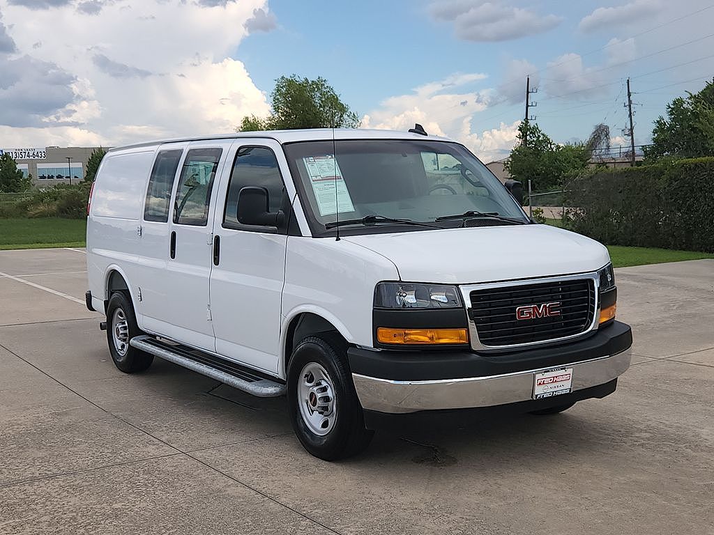 2025 GMC Savana 2500