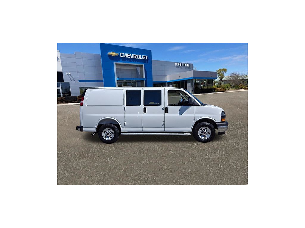 2025 GMC Savana Cargo Work Van