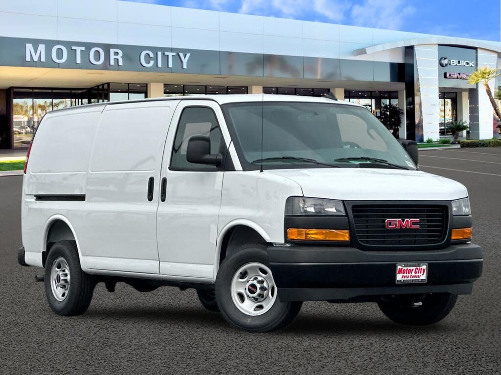 2025 GMC Savana 2500
