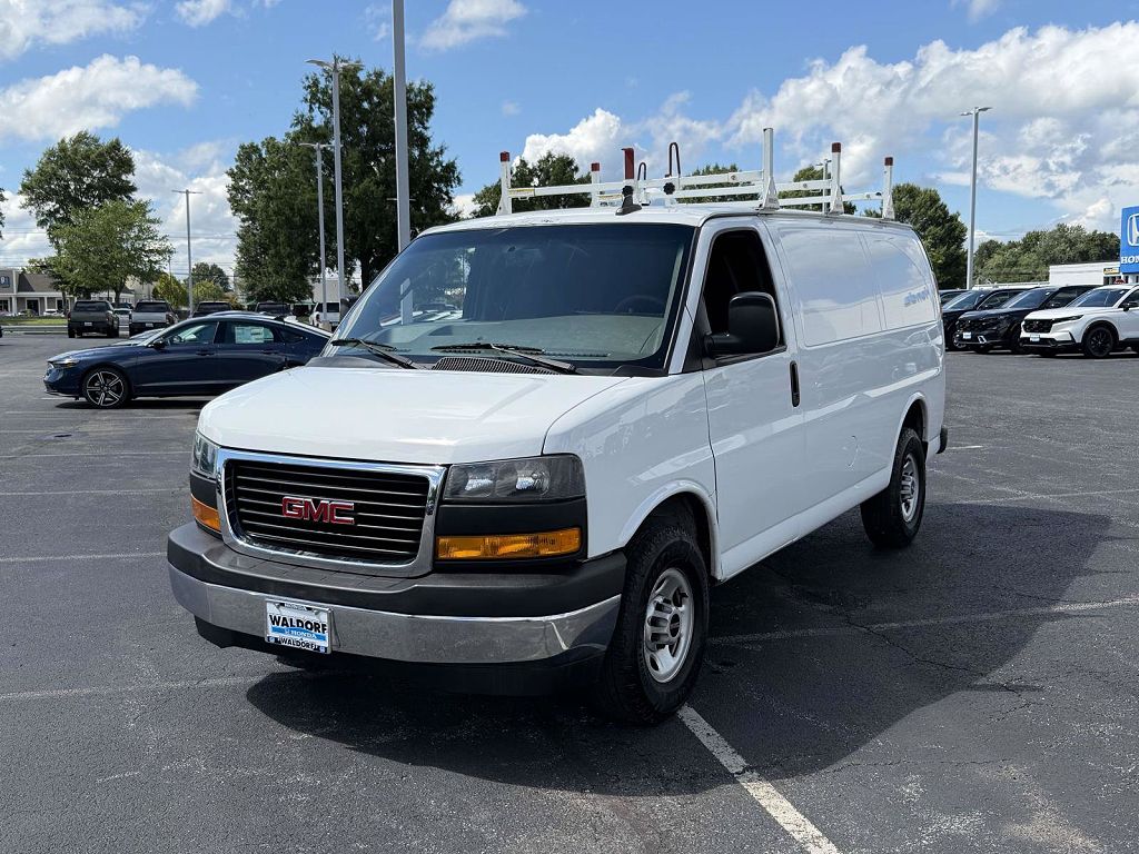 2021 GMC Savana 2500