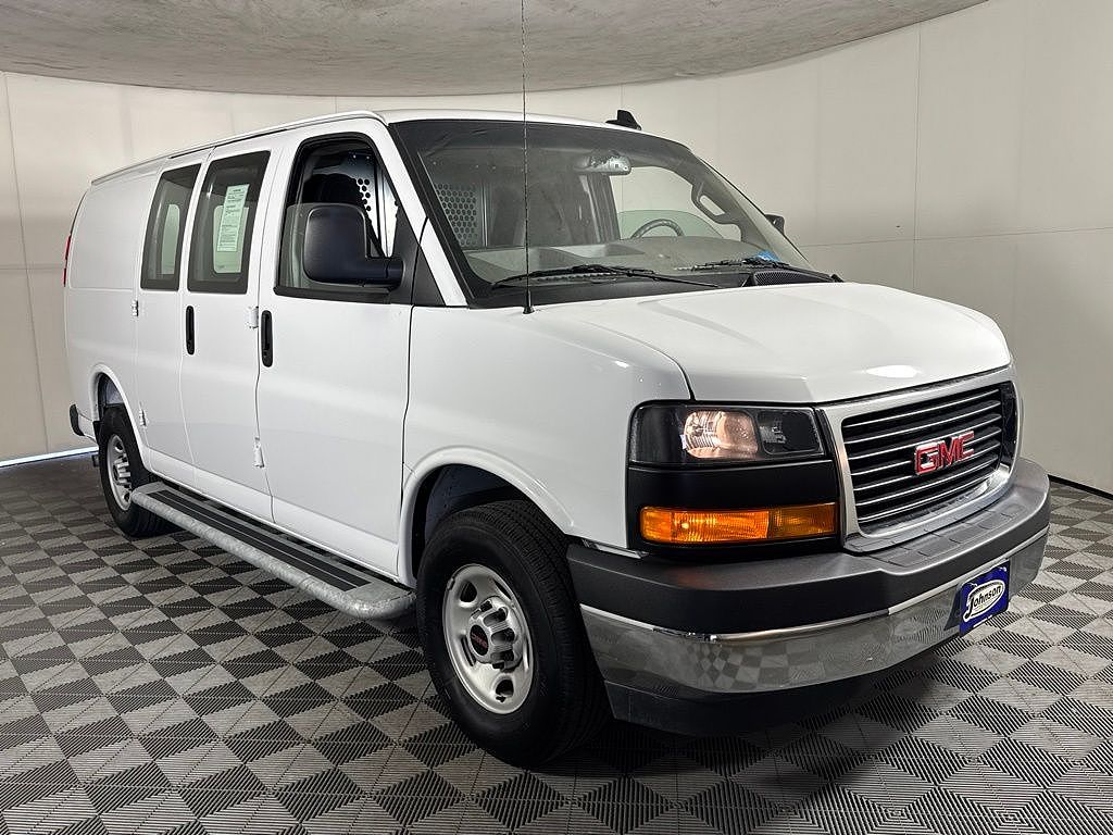 2025 GMC Savana 2500