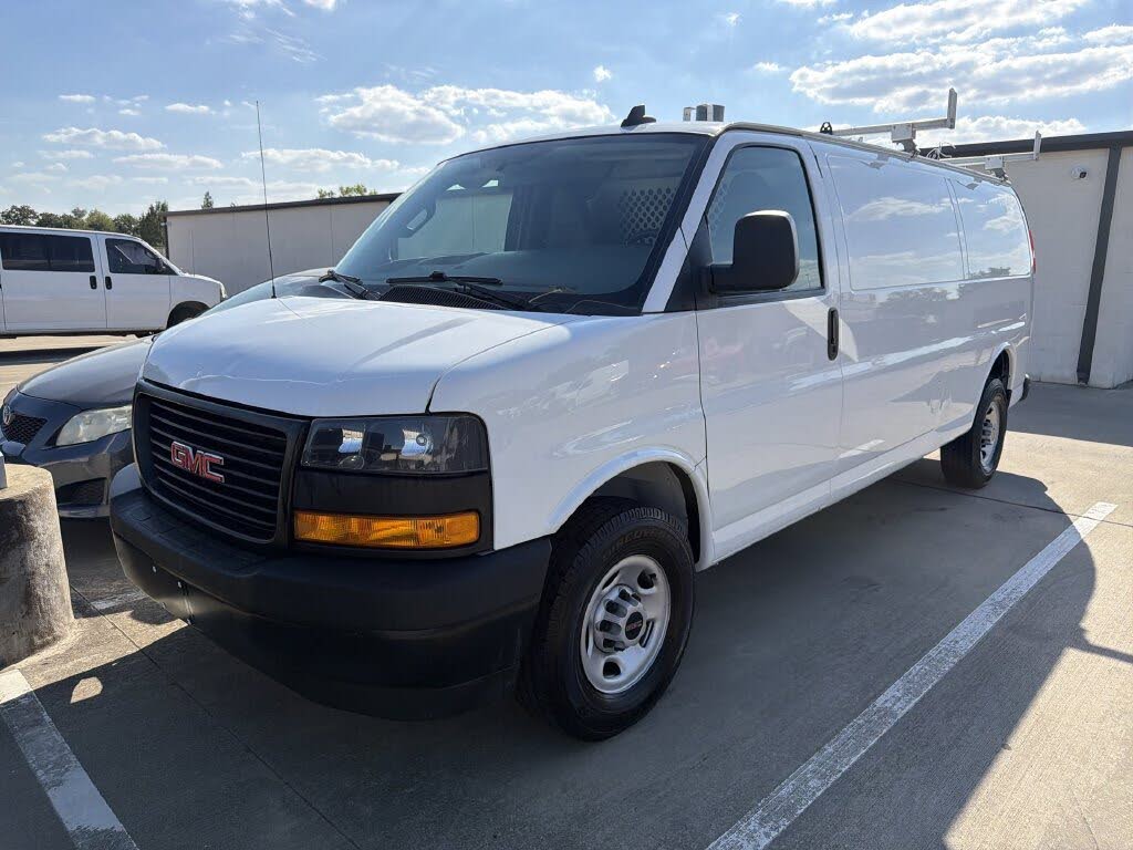2023 GMC Savana 2500