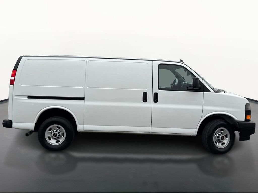 2024 GMC Savana 3500