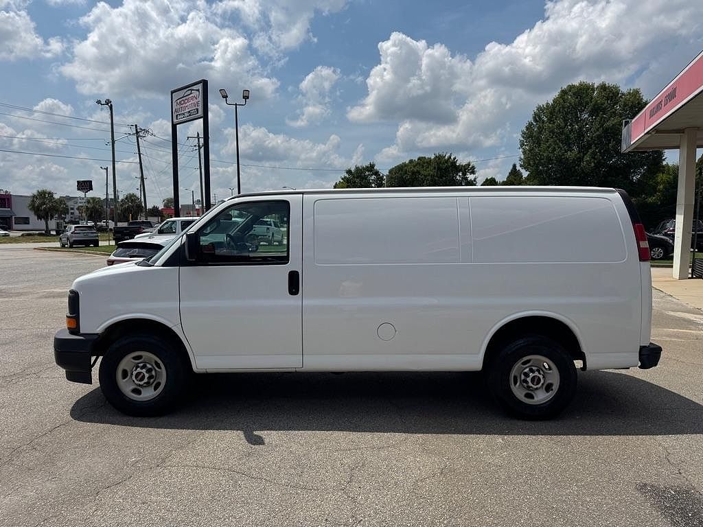 2017 GMC Savana 3500