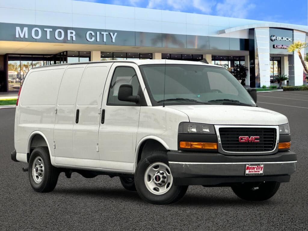 2025 GMC Savana 3500