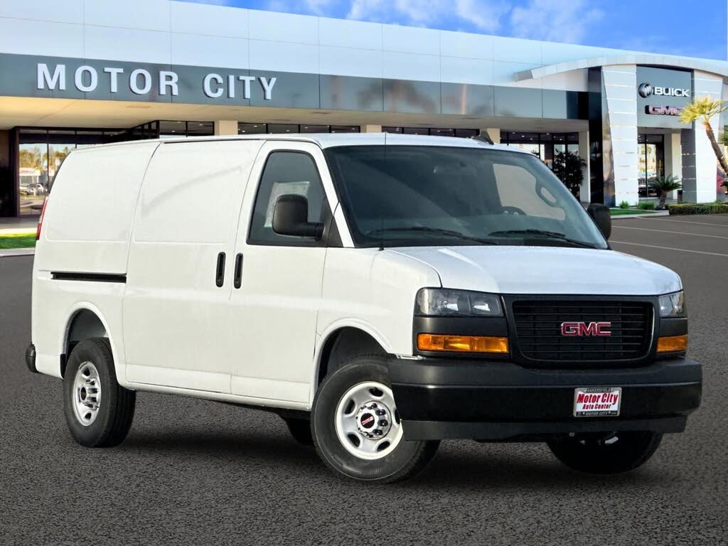 2025 GMC Savana 3500