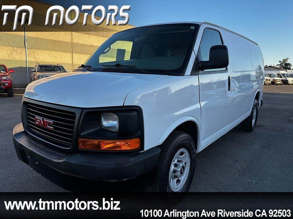 2011 GMC Savana Cargo 3500