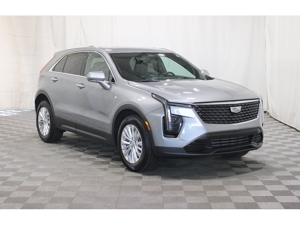 2024 Cadillac XT4 Luxury
