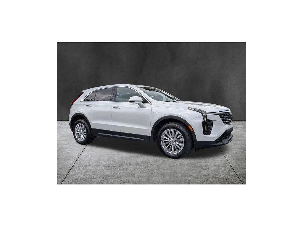 2024 Cadillac XT4 Luxury