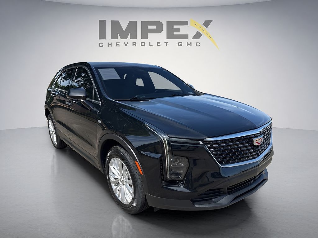 2024 Cadillac XT4 Luxury