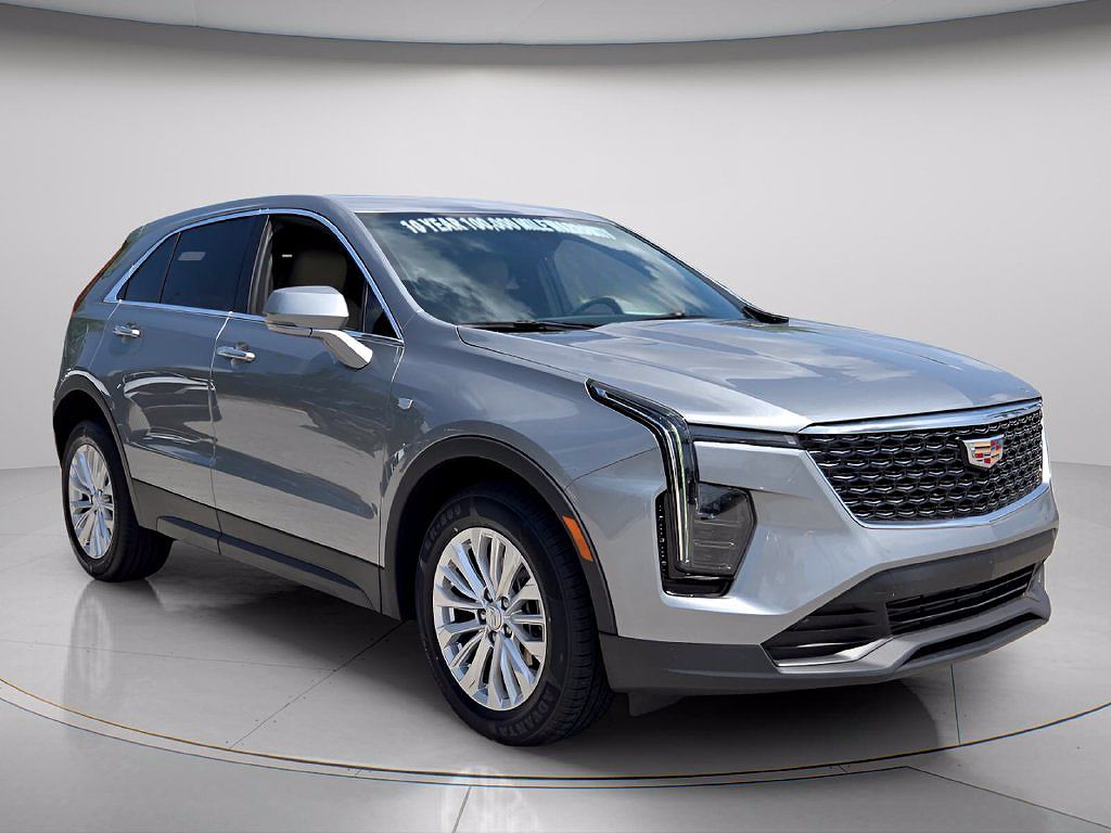2024 Cadillac XT4 Luxury