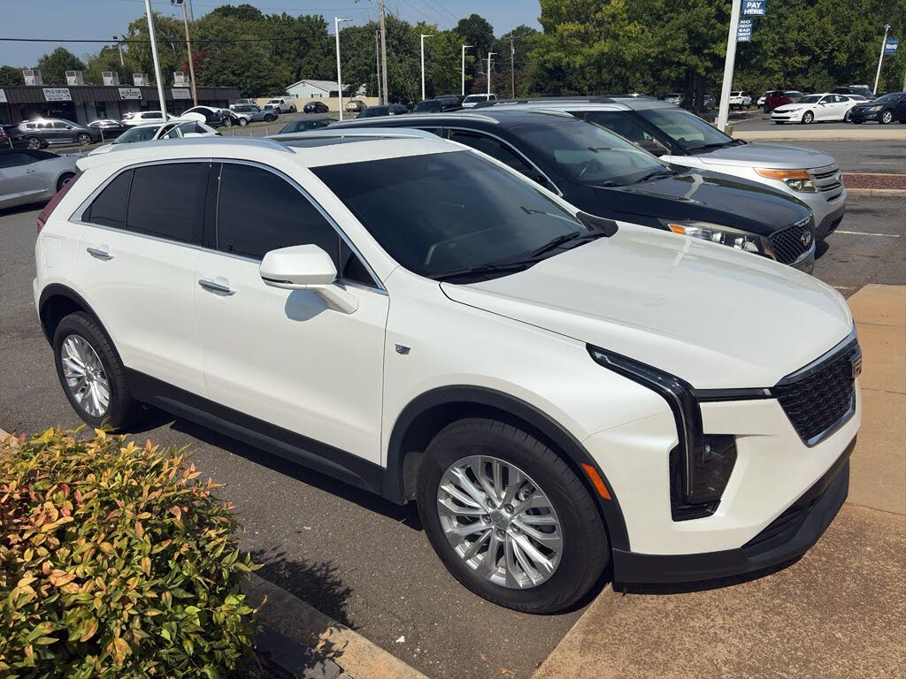 2024 Cadillac XT4 Luxury