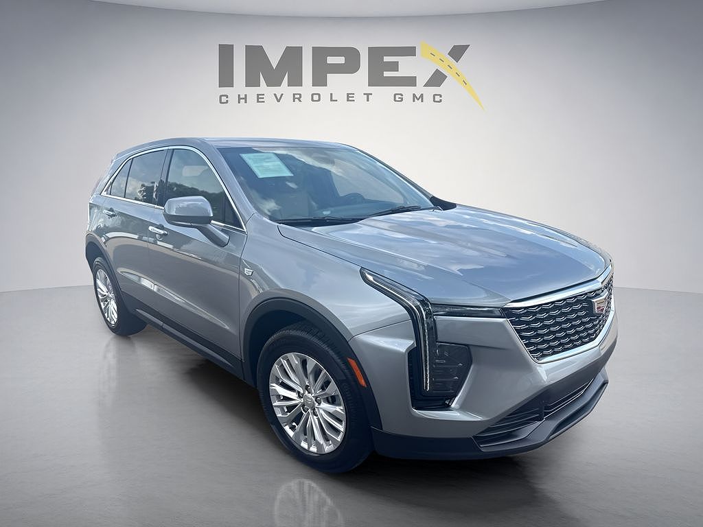 2024 Cadillac XT4 Luxury