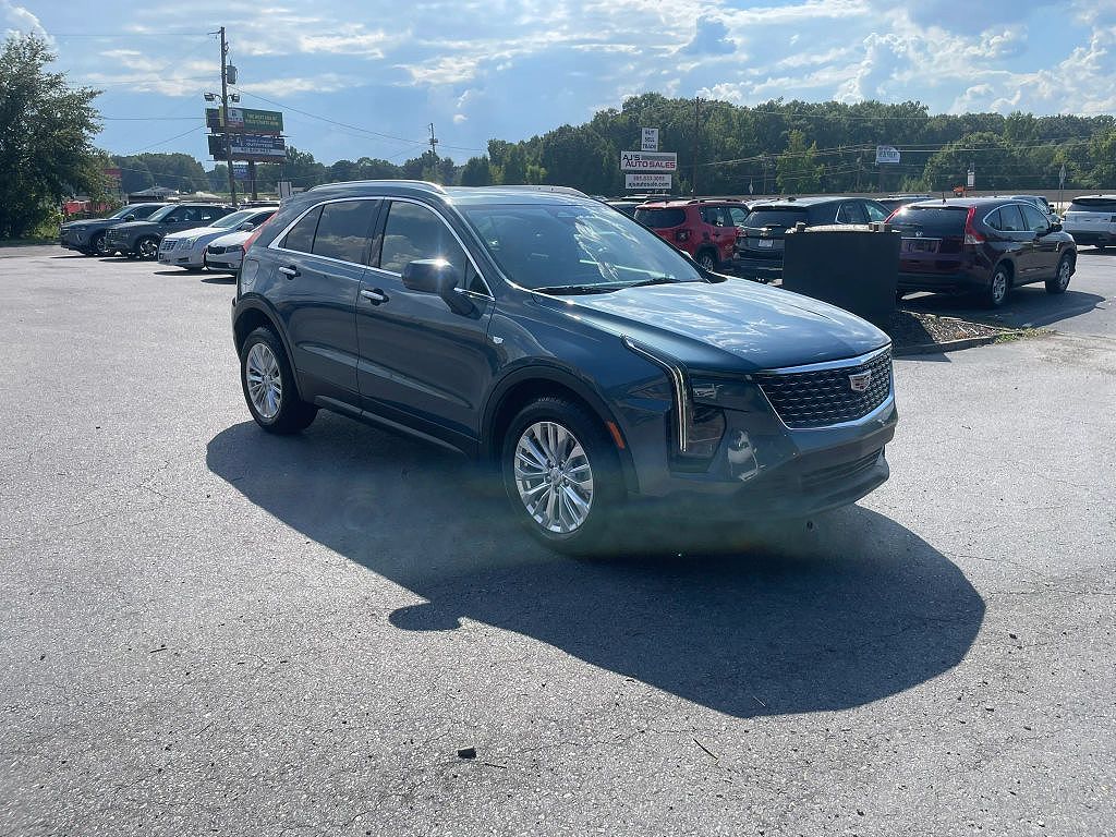 2024 Cadillac XT4 Luxury