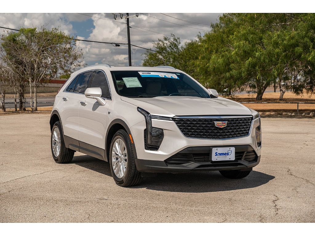 2024 CADILLAC XT4 Luxury
