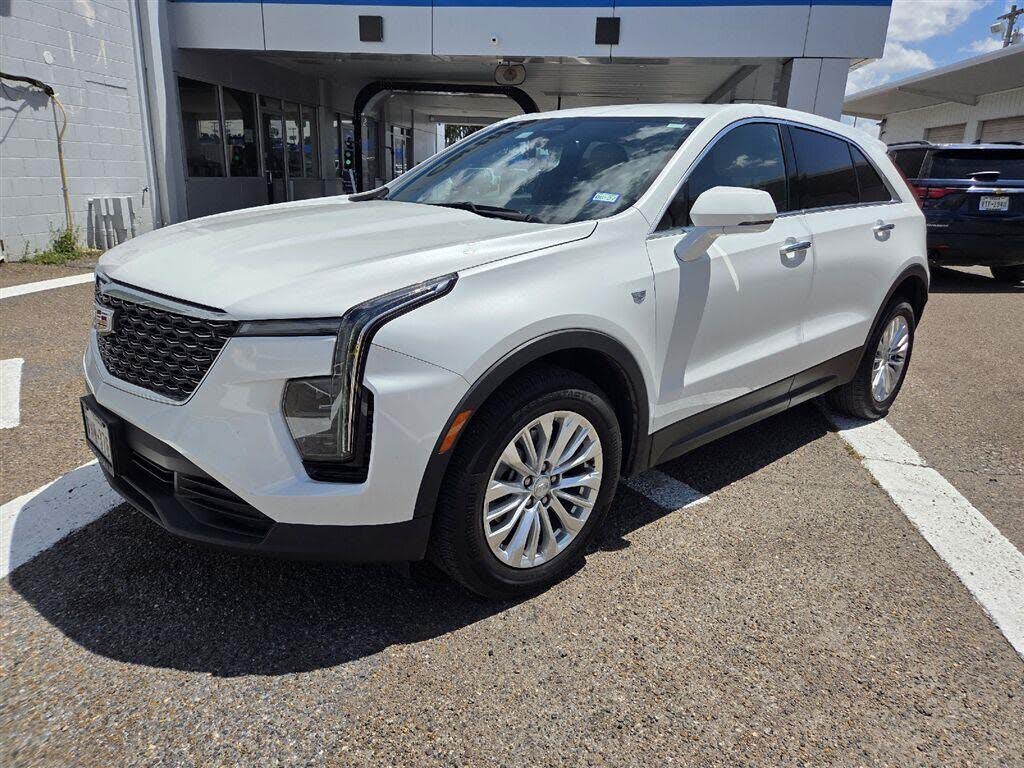 2024 Cadillac XT4 Luxury
