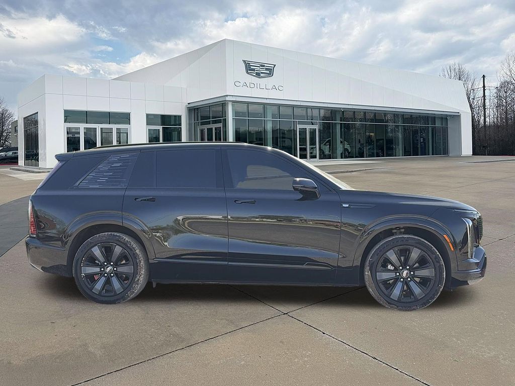 2026 Cadillac VISTIQ Luxury
