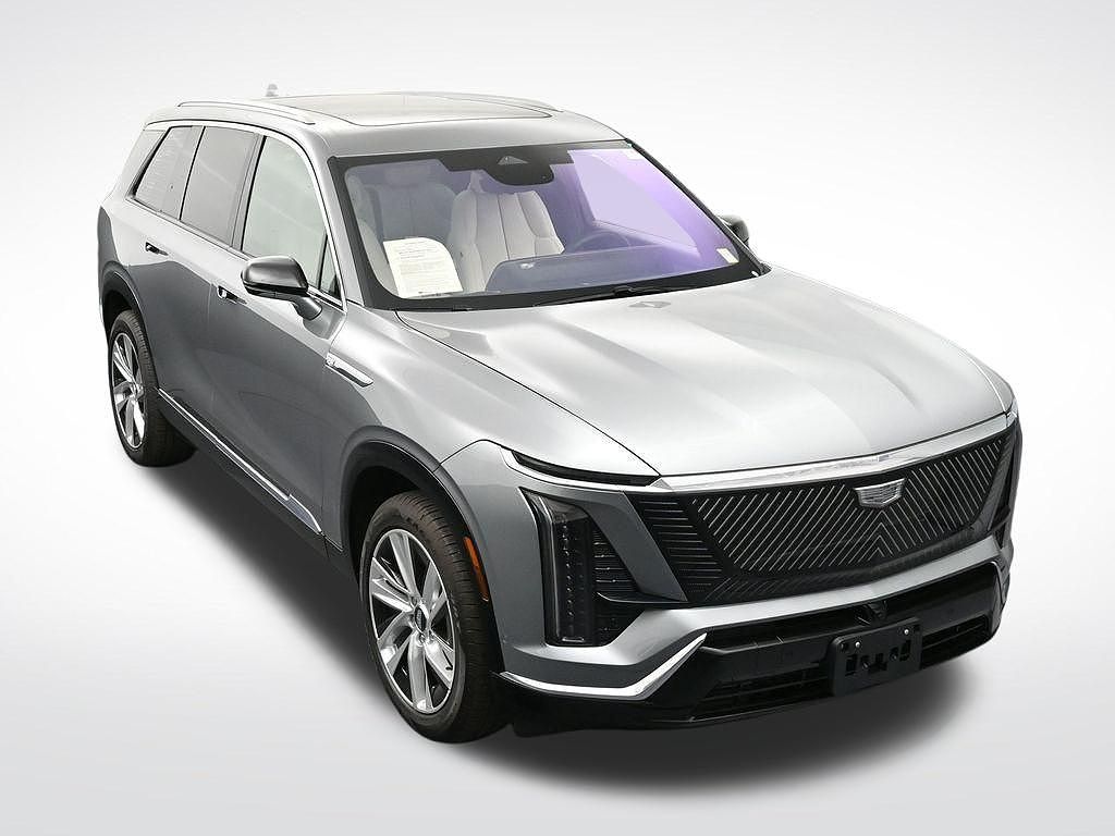 2026 Cadillac VISTIQ Luxury