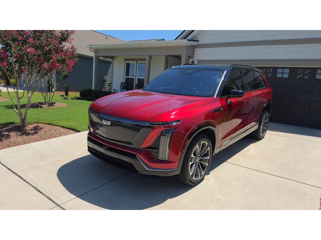 2026 Cadillac Vistiq Sport