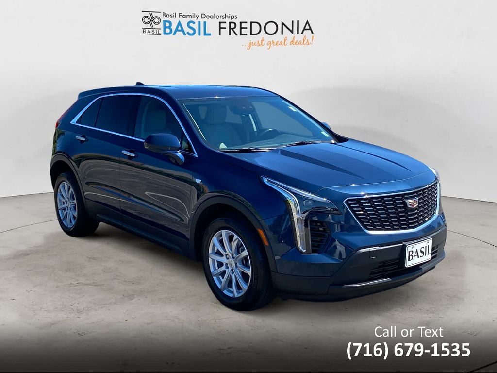 2022 Cadillac XT4 AWD Luxury